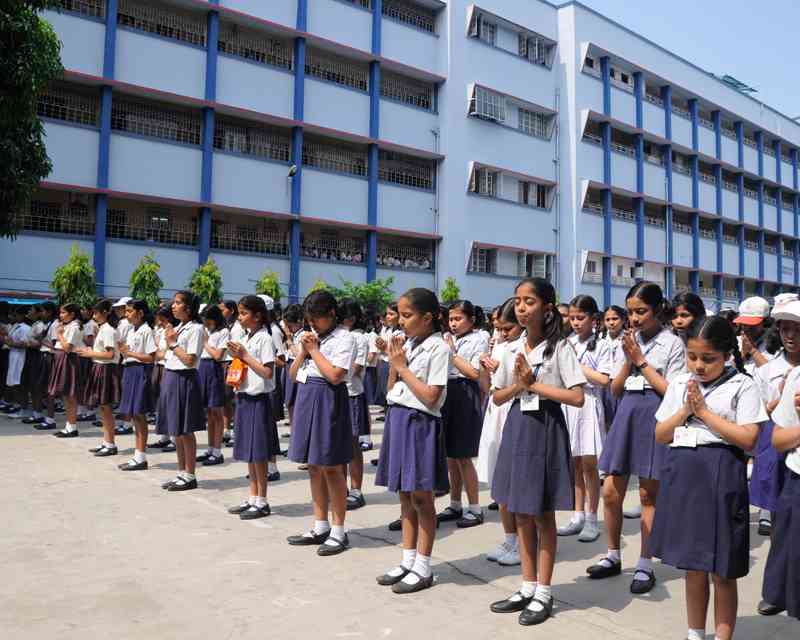 SHRI SHIKSHAYATAN SCHOOL